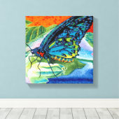 Poised Butterfly II Leinwanddruck (Insitu (Holzboden))