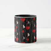 Poker, der Kartensymbole abspielt. Tasse (Zentrum)