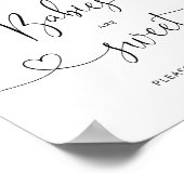 Polar Bär Babys sind süß und nehmen eine Leckerei  Poster (Ecke)