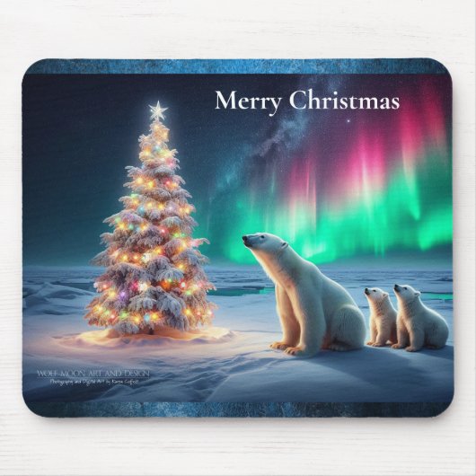 Polar Bear Mama Cubs Weihnachtsbaum Nordlichter Mousepad (Vorne)