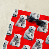 Polar Bear Pattern Design On Red Strandtuch