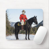 Polar Bear RCMP Corporal On Horseback Mousepad (Mit Mouse)