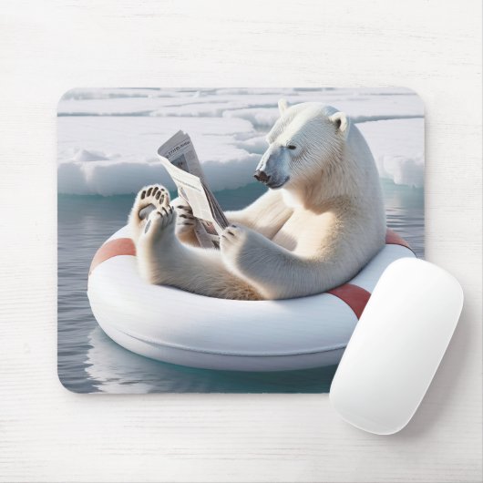Polar Bear Reading a Newspapier Mousepad (Mit Mouse)