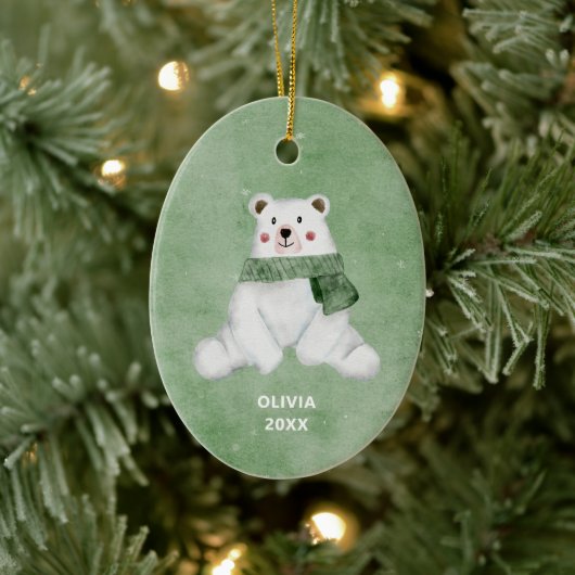 Polar Bear trägt grüne Scarf Weihnachten Keramik Ornament (Baum)