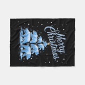 Polar Bear Xmas Tree Bears Weihnachtsbaum Merry Ch Fleecedecke (Vorderseite (Horizontal))