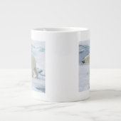 Polarbärenwanderung, Norwegen Jumbo-Tasse (Vorderseite)