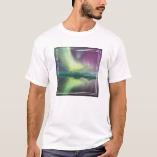 Polarlichter in der Lagune   Jökulsárlón, Island T-Shirt
