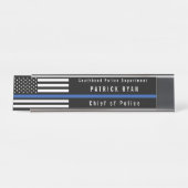 Police Thin Blue Line American Flag Mit Monogramm Schreibtischnamensplakette (Vorderseite )