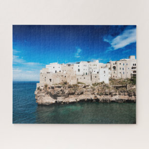 Polignano, das eine Stute auf einer Klippe in Puzzle