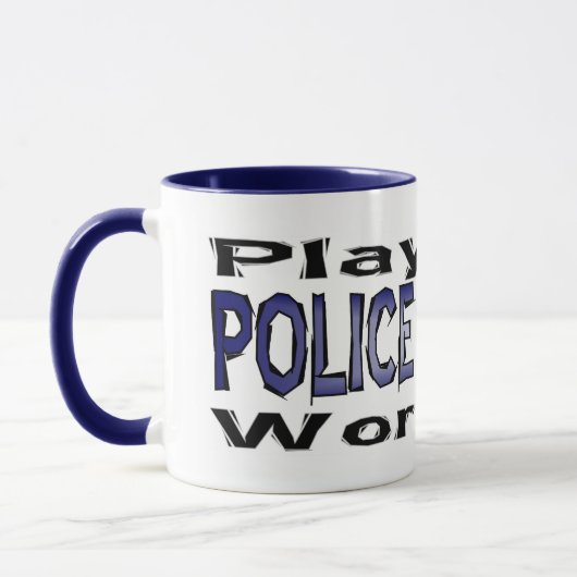 Polizei-Offiziere - spielen Sie Tasse (Links)