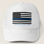 Polizei Thin Blue Line American Flag Name Truckerkappe<br><div class="desc">Dieser Hut verfügt über eine schwarz-weiße Polizei dünne blaue Linie amerikanische Flagge und einen Namen für Sie personalisieren.</div>