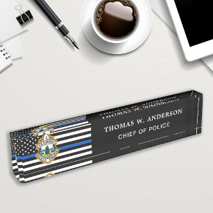 Polizeiabteilung Durchsetzung des Logo-Gesetzes Namensplakette