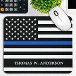 Polizeibeamte Personalisierte Thin Blue Line Mousepad<br><div class="desc">Thin Blue Line Mouse Pad - Amerikanische Flagge in der Farbe Police Flag, modernes schwarz und blau Design . Personalisieren Sie mit dem Namen der Polizeibeamten. Diese personalisierte Polizeiwache ist ideal für Polizeidienststellen. COPYRIGHT © 2020 Judy Burrows, Black Dog Art - Alle Rechte vorbehalten. Polizeibeamte Personalisierte Maus-Pad Thin Blue Line...</div>