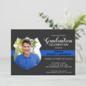 Polizeibeamter Abschluss Foto Thin Blue Line Einladung (Stehend Vorderseite)