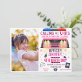 Polizeichef Girl Pink Geburtstag Einladung (Stehend Vorderseite)