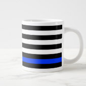Polizeiflagge der Thin Blue Line Jumbo-Tasse (Rechts)