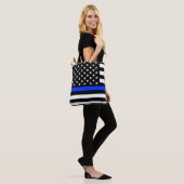 Polizeiflagge der Thin Blue Line Tasche (Am Model)