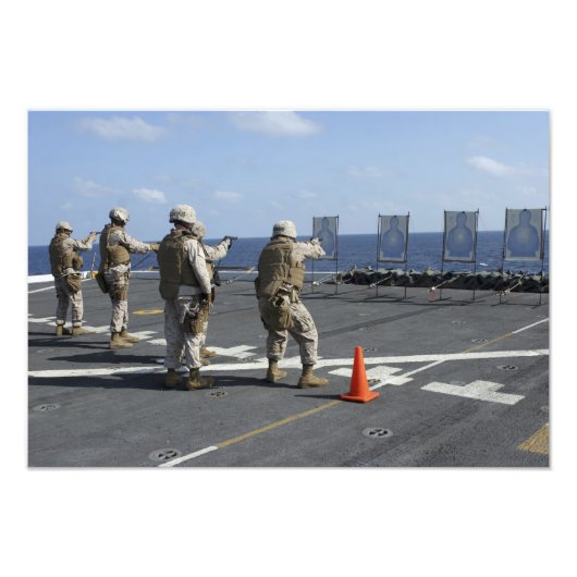 Polizeizug mit der Berretta M9 Fotodruck (Vorne)