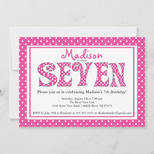 Polka Dot Alphabet 7. Geburtstagsparty Einladung (Vorderseite)
