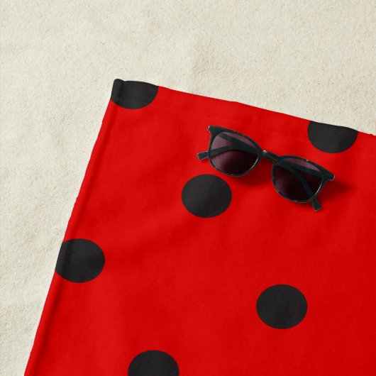 Polka Dot Black und Red Strandtuch (Beispiel)