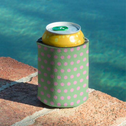 Polka Dot Can Cooler (Farbe Grün und Pastellrosa) Dosenkühler (In Situ Pool)