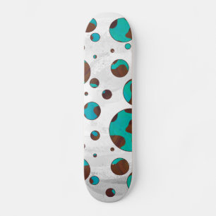 Polka Dot Cow Brown und Aquamarin Print Skateboard