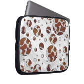 Polka Dot Cow Brown und White Print Laptopschutzhülle (Vorne Rechts)