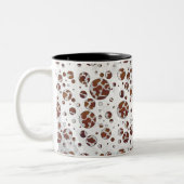 Polka Dot Cow Brown und White Print Zweifarbige Tasse (Links)