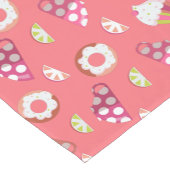 Polka Dot Cups Cakes Donuts Lemons Grapefruits Kurzer Tischläufer (Ecke)
