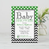 Polka Dot Green & Zickzack Baby Dusche Einladung (Stehend Vorderseite)