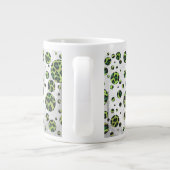 Polka Dot Leopard Black und Green Jumbo-Tasse (Rückseite)