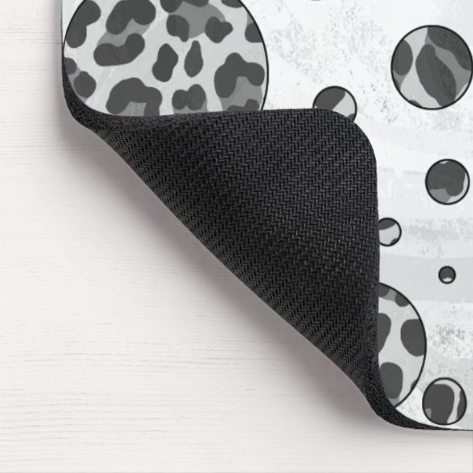 Polka Dot Leopard Schwarzweiß-Design Mousepad (Ecke)