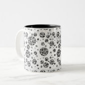 Polka Dot Leopard Schwarzweiß-Design Zweifarbige Tasse (Vorderseite Links)
