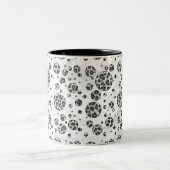Polka Dot Leopard Schwarzweiß-Design Zweifarbige Tasse (Mittel)