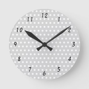 Polka Dot Muster Weiß und Blassgrau mit Zahlen Runde Wanduhr
