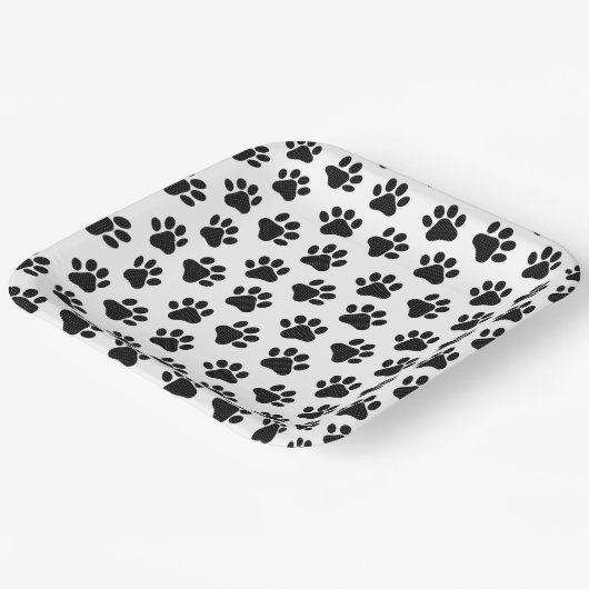 Polka Dot Paw Prints Pappteller (Gewinkelt)