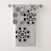 Polka Dot Petals Pattern Badhandtuch Set (Insitu)