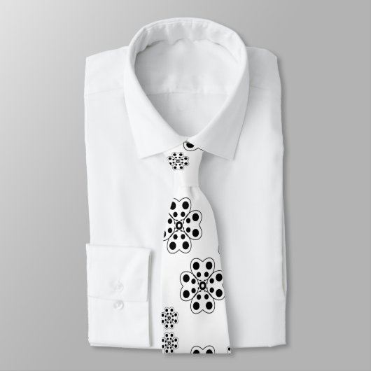 Polka Dot Petals Pattern Krawatte (Gebunden)