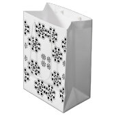 Polka Dot Petals Pattern Mittlere Geschenktüte (Vorderseite Schrägansicht)