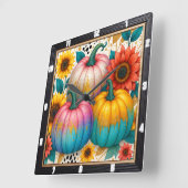 Polka Dot Pumpkin Fall Quadratische Wanduhr (Winkel)