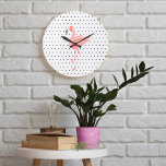 Polka Dot Reto Pink Wasserfarbenflamingo Große Wanduhr<br><div class="desc">Fügen Sie Ihrem Zuhause einen stilvollen und trendigen Look hinzu,  oder ein Büro mit eigenem handbedruckten Retro-Stil,  rosa Aquarellbramingo. Pinke und Polka dot pattern fügen dieser Uhr im kalifornischen Stil einen stilvollen Flair hinzu. Alle Illustrationen in diesem rosa Aquarellfarben-Flamingo-Uhrendesign sind handgezeichnet Originalwerke von Moodthology.</div>