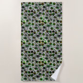 Polka Dot Scribbles Print Strandtuch (Vorderseite)