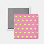 Polka Dot Square Magnet (rosa und weich gelb) (Vorderseite/Rückseite)