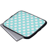 Polka Dot White Kitty Face über Aquamarin Laptopschutzhülle (Vorne Knopf)