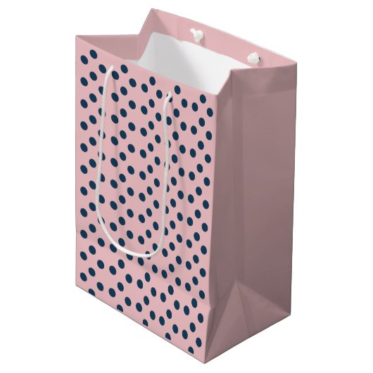 Polka dots pink und marine mittlere geschenktüte (Vorderseite Schrägansicht)