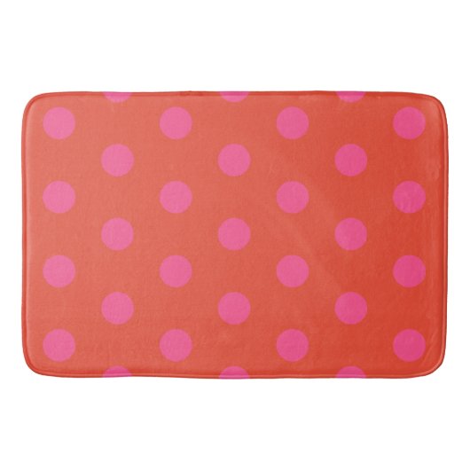 Polka Dots Pink und Rot Orange mit Monogramm Badematte (Vorderseite)