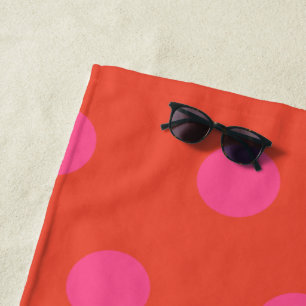 Polka Dots Pink und Rot Orange mit Monogramm Strandtuch