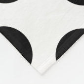 Polka Dots, Polka Dot Pattern, Schwarz und Weiß Fleecedecke (Ecke)