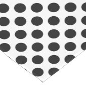 Polka Dots, Polka Dot Pattern, Schwarz und Weiß Mittelgroßer Tischläufer (Ecke)