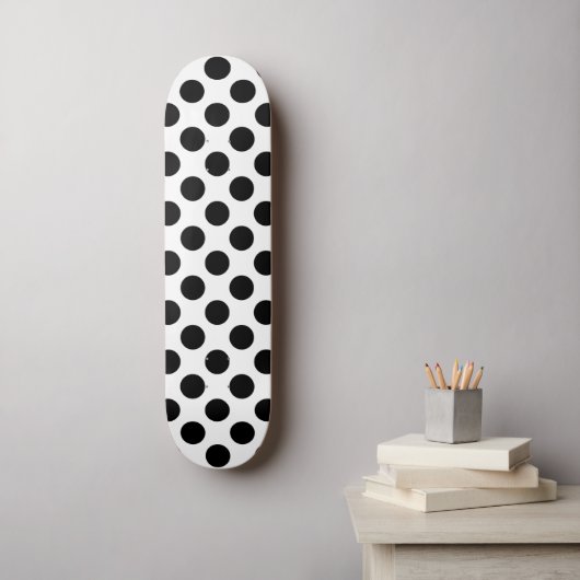 Polka Dots, Polka Dot Pattern, Schwarz und Weiß Skateboard (Wandkunst)
